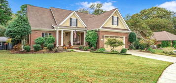 142 Oak Brook Cir, Madison, AL 35758