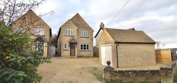 4 bed detached house to rent