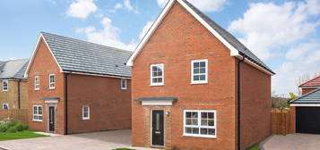 4 bed detached house for sale