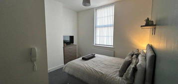 6 bed shared accommodation to rent