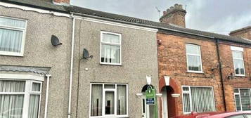 Terraced house to rent in Marlborough Avenue, Goole DN14