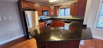 5170 Washington St Unit 208, Boston, MA 02132