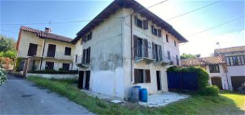 Casa indipendente in vendita in  Borgata Gonengo, 37