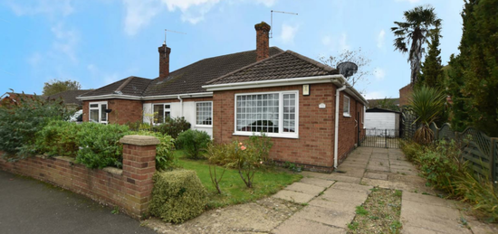 2 bedroom semi-detached bungalow for sale