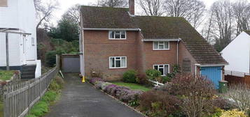 2 bedroom semi-detached house to rent