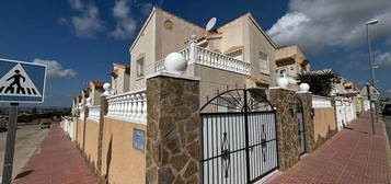 Chalet en calle San Juan en Ciudad Quesada, Rojales