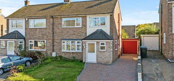 3 bed semi-detached house for sale