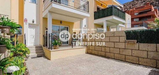 Casa adosada en venta en Palm - Mar