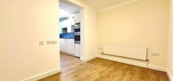 2 bedroom maisonette for sale