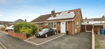 2 bedroom semi-detached bungalow for sale