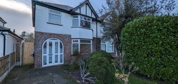 3 bedroom semi-detached house