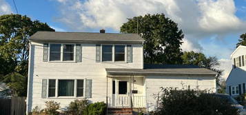 325 Firth St, South Plainfield, NJ 07080