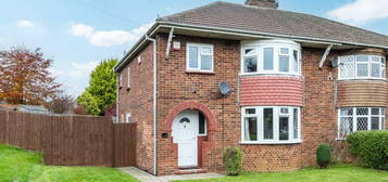 3 bedroom semi-detached house for sale