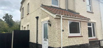 3 bed semi-detached house for sale