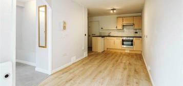 Flat to rent in Glencoyne Court, Bristol BS10