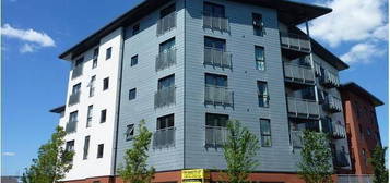 Flat to rent in Northumberland Road, Manchester M16