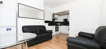 3 bedroom flat to rent