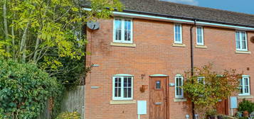 2 bed town house to rent