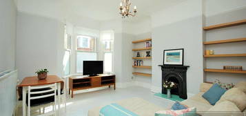 2 bedroom ground floor flat to rent