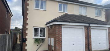 3 bedroom semi-detached house