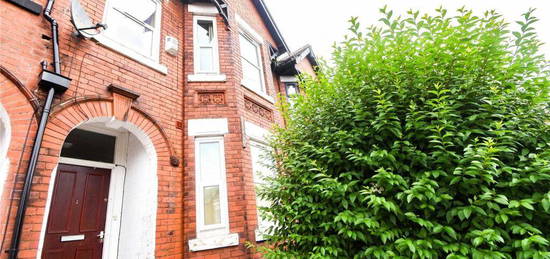 5 bedroom terraced house