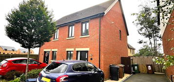 Shared accommodation to rent in Epping Road, Corby NN18