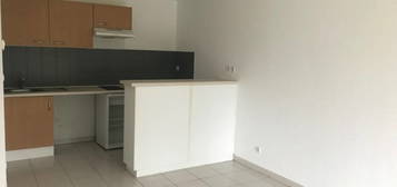 Appartement  à louer, 2 pièces, 1 chambre, 37 m²