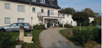 Neuwertige 3-Zimmer-OG-Wohnung mit EBK in Idstein Walsdorf