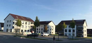 Sonnige und zentral gelegene 2 RW im EG mit Südterrasse und PKW Stellplatz