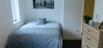 Room to rent in Paget Street, Southampton SO14