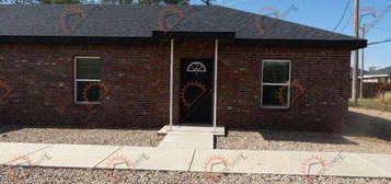 2400 E  14th St #C, Clovis, NM 88101