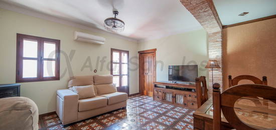 Chalet adosado en venta en calle Málaga