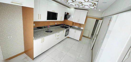 YILMAZ GAYRMENKUL AKEMSEDDN MH 3+1 ARAKATTA 130M2 CADDE ZER