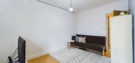 Flat to rent in Brick Lane, Bethnal Green, London E1