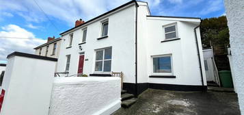 3 bed semi-detached house for sale