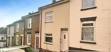 2 bedroom terraced house