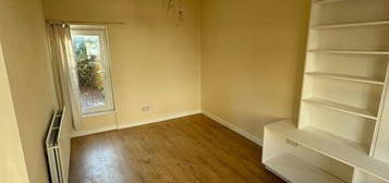 2 bedroom end of terrace house