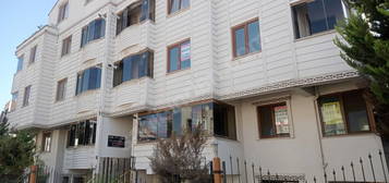 ÜÇ YILDIZ GAYRİMENKULDEN SUNULLAH'TA KİRALIK 2+1 DAİRE