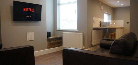 End terrace house to rent in Kellit Road, Liverpool L15