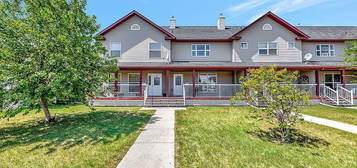 1820 E 49th Ave #2, Lloydminster, SK S9V 1T2