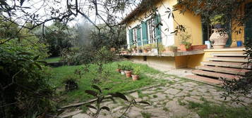 Casa indipendente in vendita in strada provinciale 12 Val di Pesa, 1