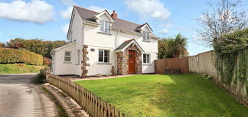 2 bedroom detached house