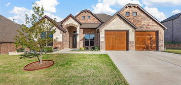 1247 Rainer Dr, Burleson, TX 76028