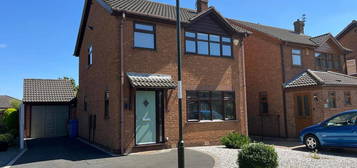 3 bedroom detached house to rent