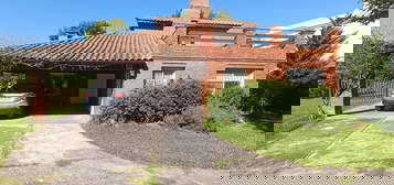 Alquiler Casa 5 años 4 dormitorios, 178m2, 2 cocheras, Ruta Provincial 18 0, Piñero