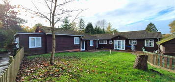 5 bedroom detached bungalow for sale