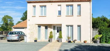 Maison  à vendre, 9 pièces, 4 chambres, 150 m²