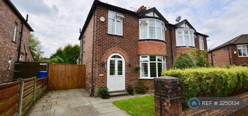 3 bedroom semi-detached house