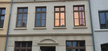 1 1/2 Zimmer Wohnung Wismar-Altstadt ab 01.08.2024 frei + + +