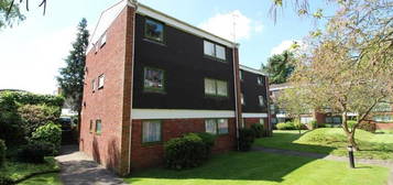 Flat to rent in West Fryerne, Parkside Road, Reading RG30